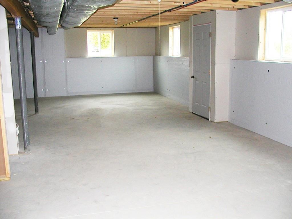 239 State Road Whately, MA 01373 - Photo 14 of 16 Gallery Image 14