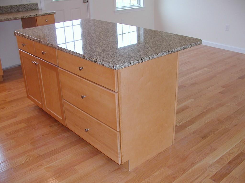 239 State Road Whately, MA 01373 - Photo 7 of 16 Gallery Image 7