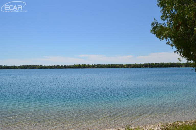 7304 Kauffman Road Presque Isle, MI 49777 - Photo 4 of 21 21299027-3.JPG