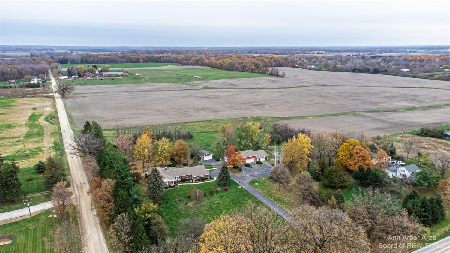 2992 Shepherd Road Adrian, MI 49221 - Photo 7 of 76 Photo 7