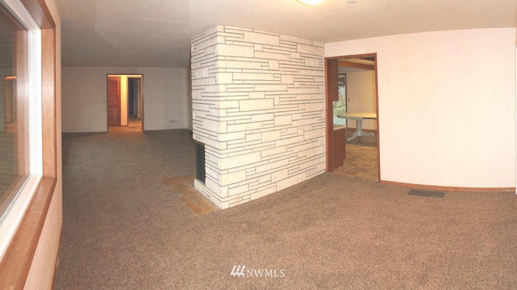 16135 McLean Road Mount Vernon, WA 98273 - Photo 3 of 22