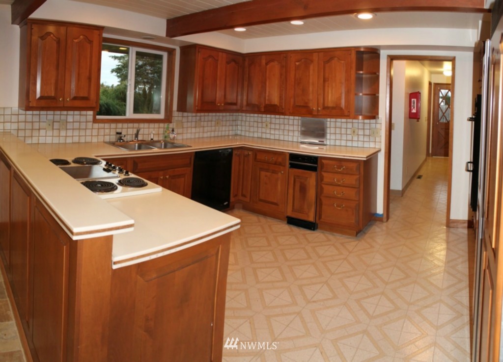 16135 McLean Road Mount Vernon, WA 98273 - Photo 8 of 22
