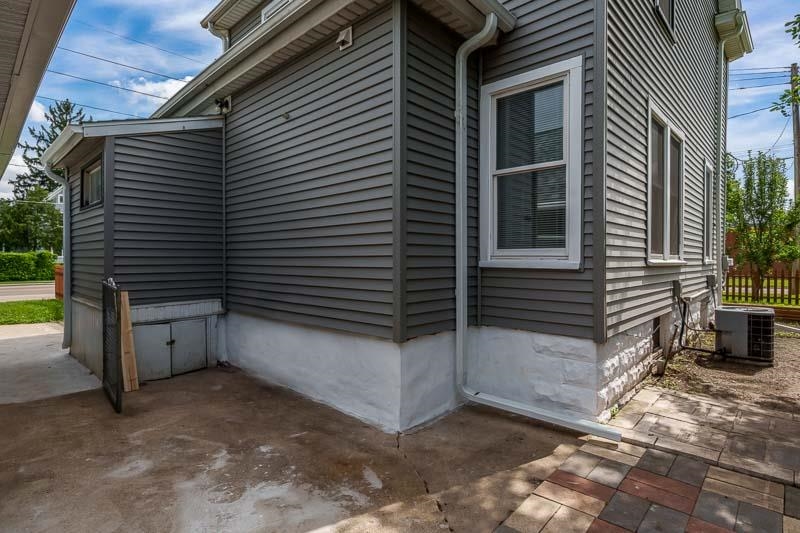948 Harrison Avenue Beloit, WI 53511 - Photo 35 of 38