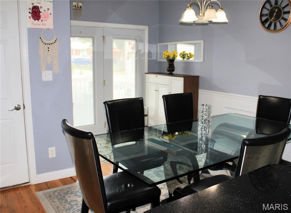 7019 Heege Road, Unit A St. Louis, MO 63123 - Photo 2 of 27