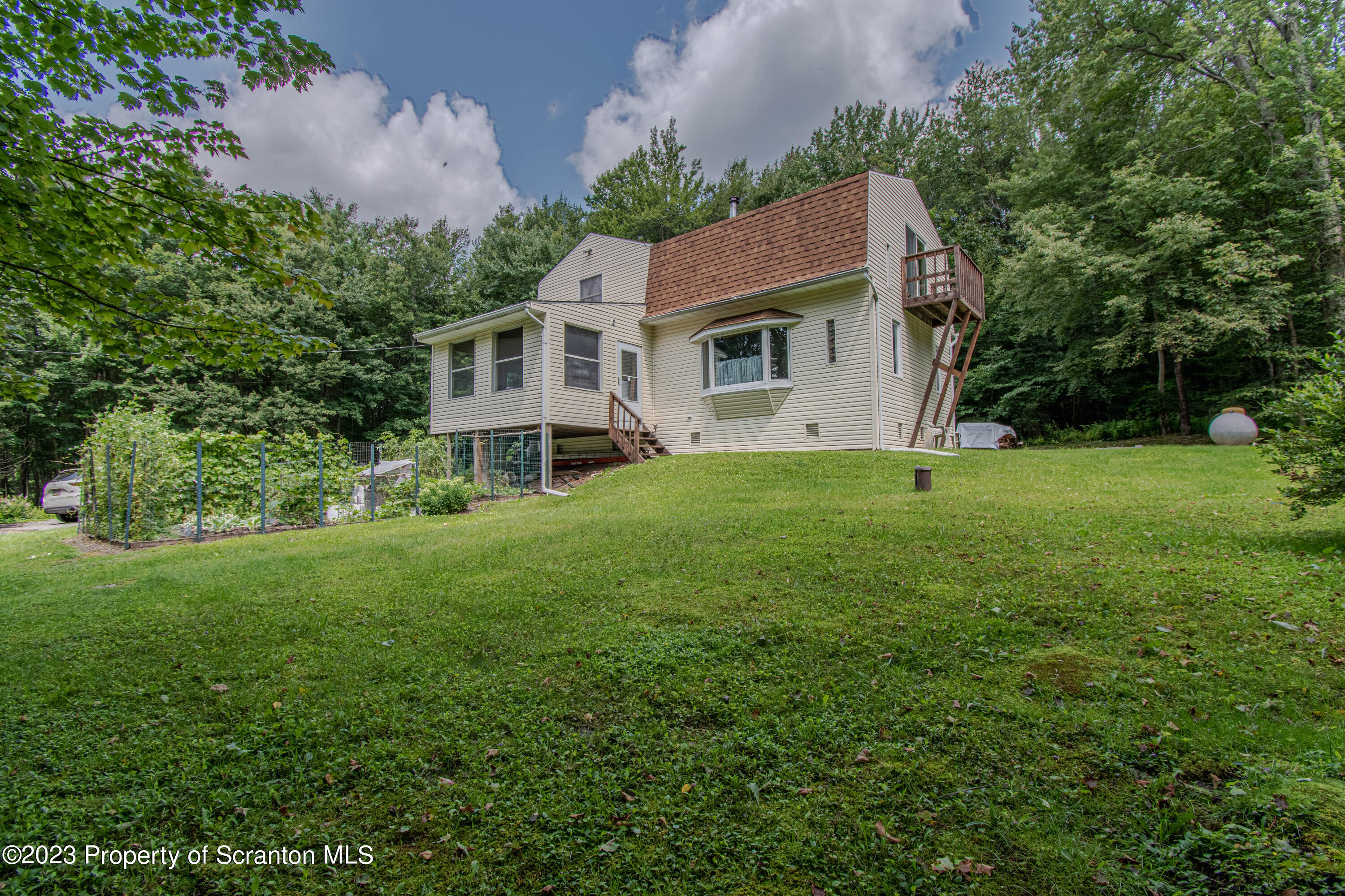 44 11th Street, Union Dale, PA 18470 Compass