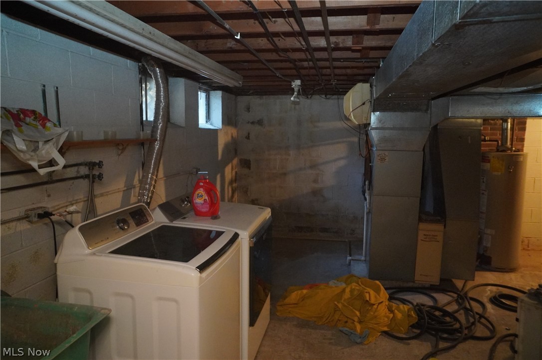 5285 Ridgebury Boulevard Cleveland, OH 44124 - Photo 14 of 28