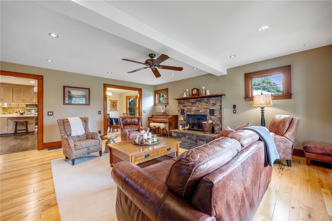 489 Helendale Road Irondequoit, NY 14609 - Photo 18 of 50