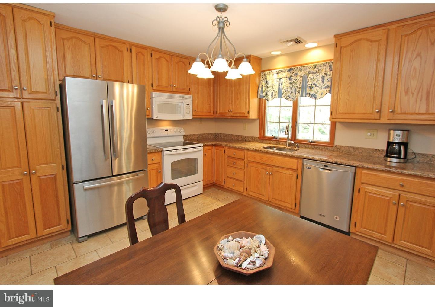 36 Arlington Road Devon, PA 19333 - Photo 9 of 25 Gallery Image 9