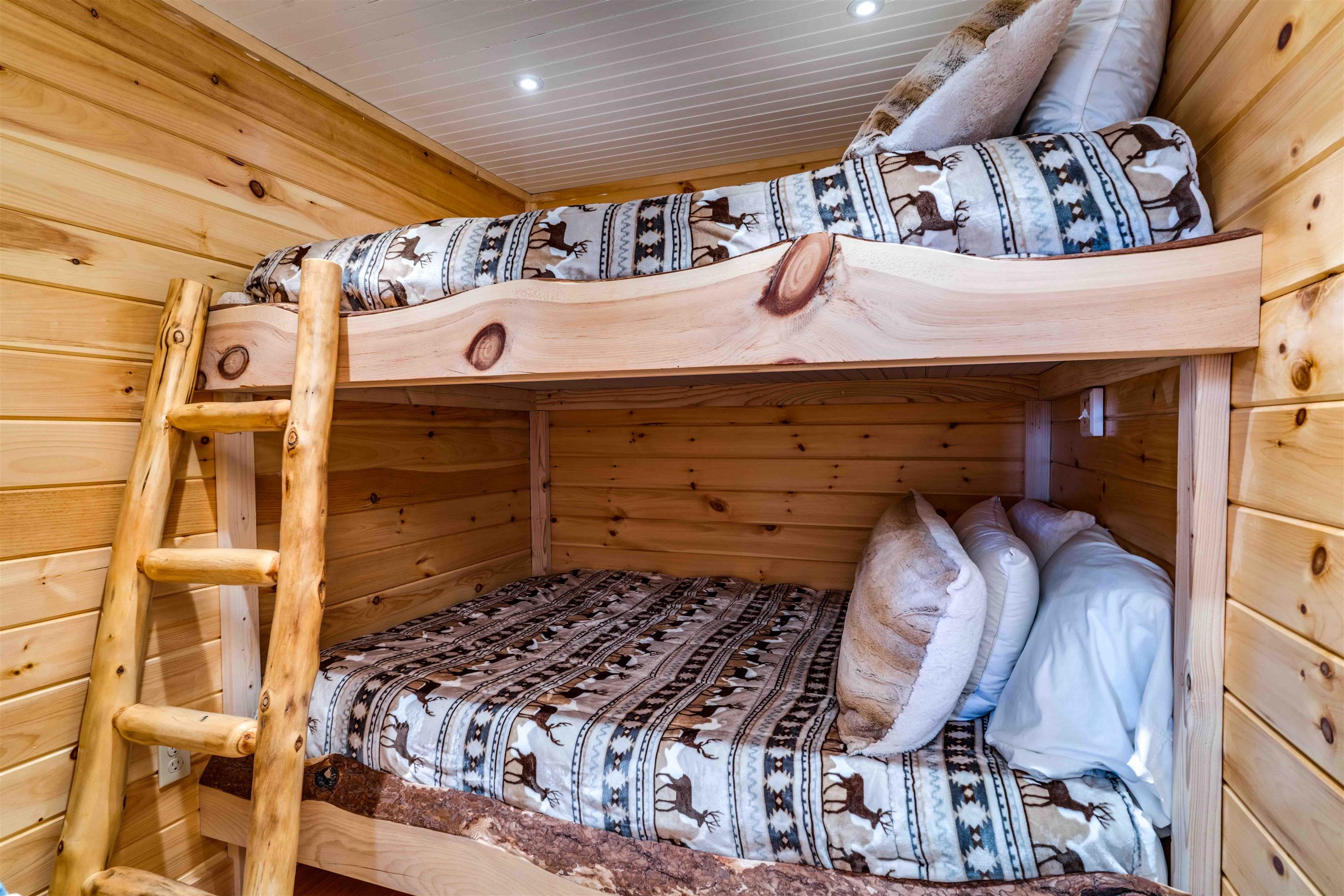 80 Oak Ridge Road Madison, NH 03849 - Photo 27 of 36