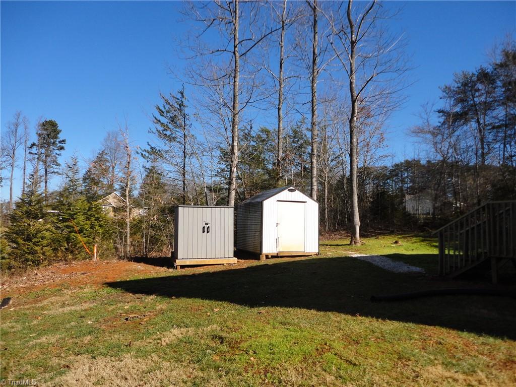 5042 Davis Road Winston-Salem, NC 27105 - Photo 18 of 20 Gallery Image 18