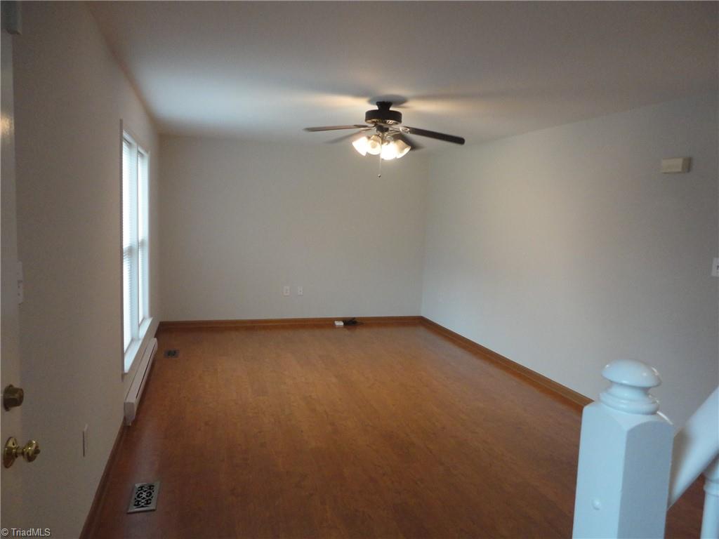 5042 Davis Road Winston-Salem, NC 27105 - Photo 3 of 20 Gallery Image 3