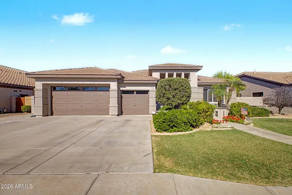 $1,099,900 | 654 East Hampton Court, Gilbert, AZ 85295