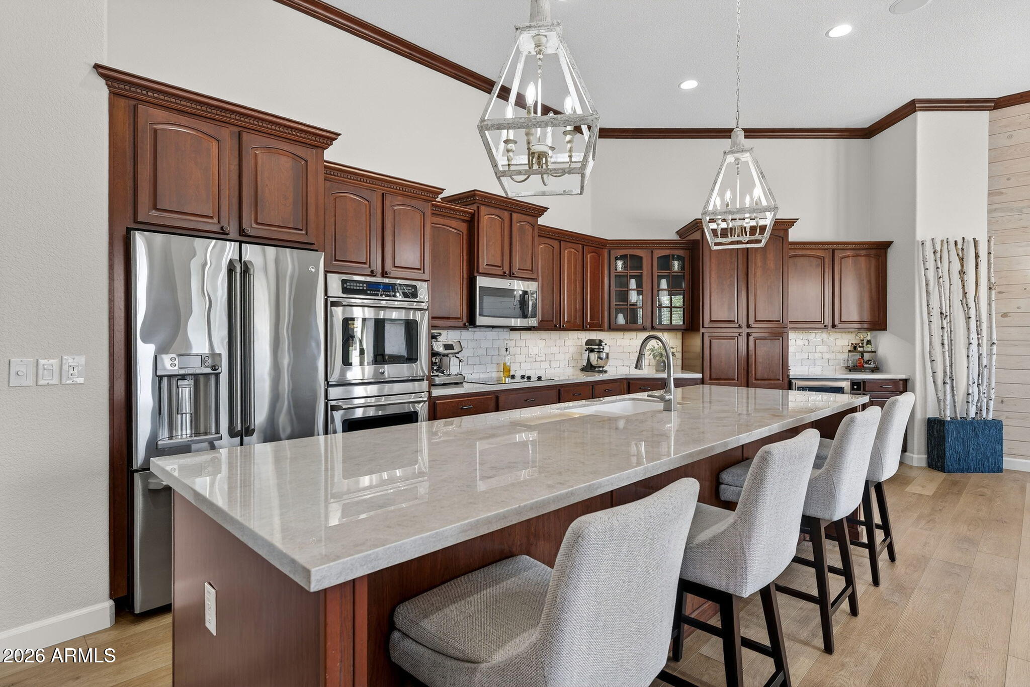 654 East Hampton Court Gilbert, AZ 85295 - Photo 9 of 70 9-web-or-mls-027E Hampton Ct