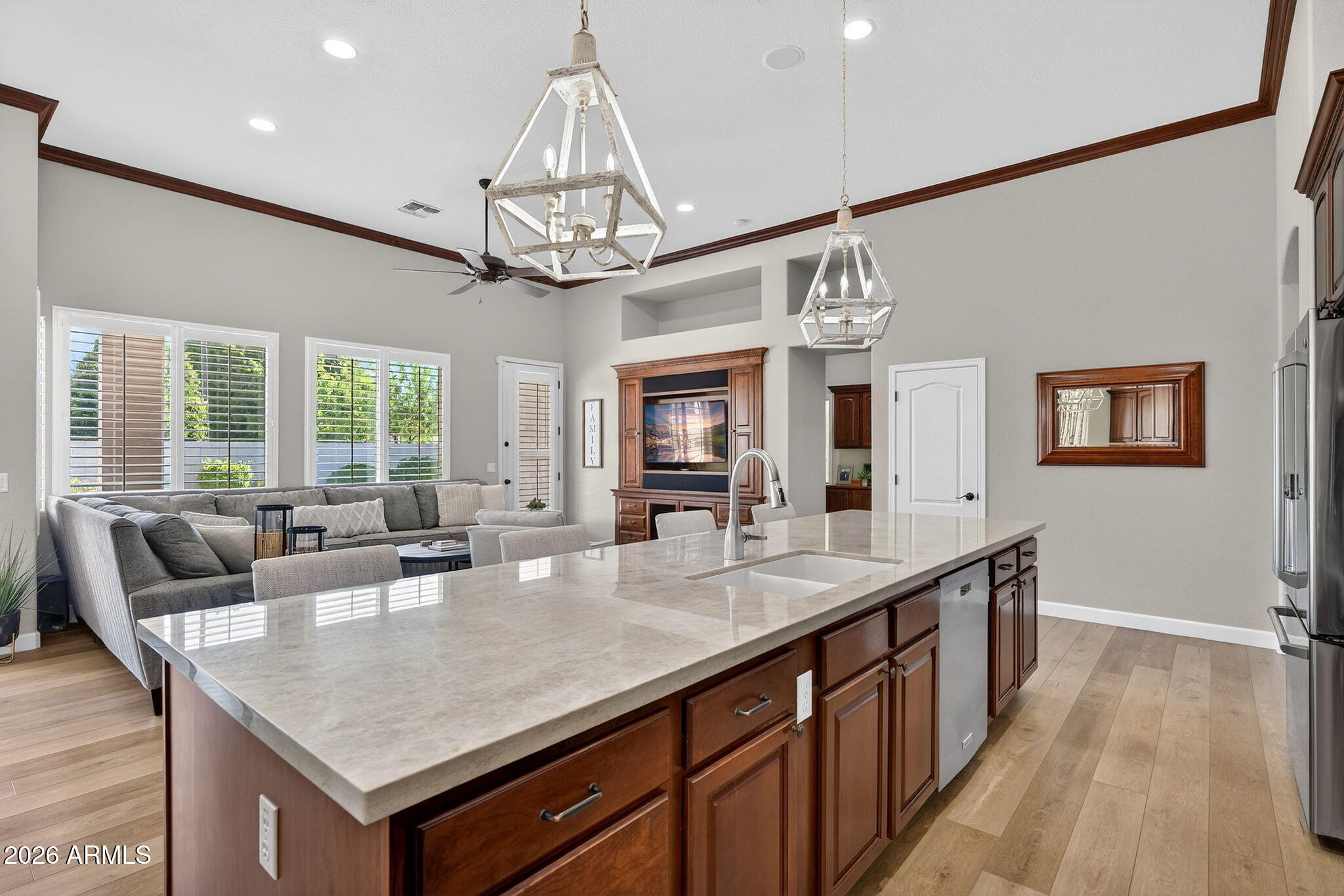 654 East Hampton Court Gilbert, AZ 85295 - Photo 13 of 70 13-web-or-mls-028E Hampton Ct