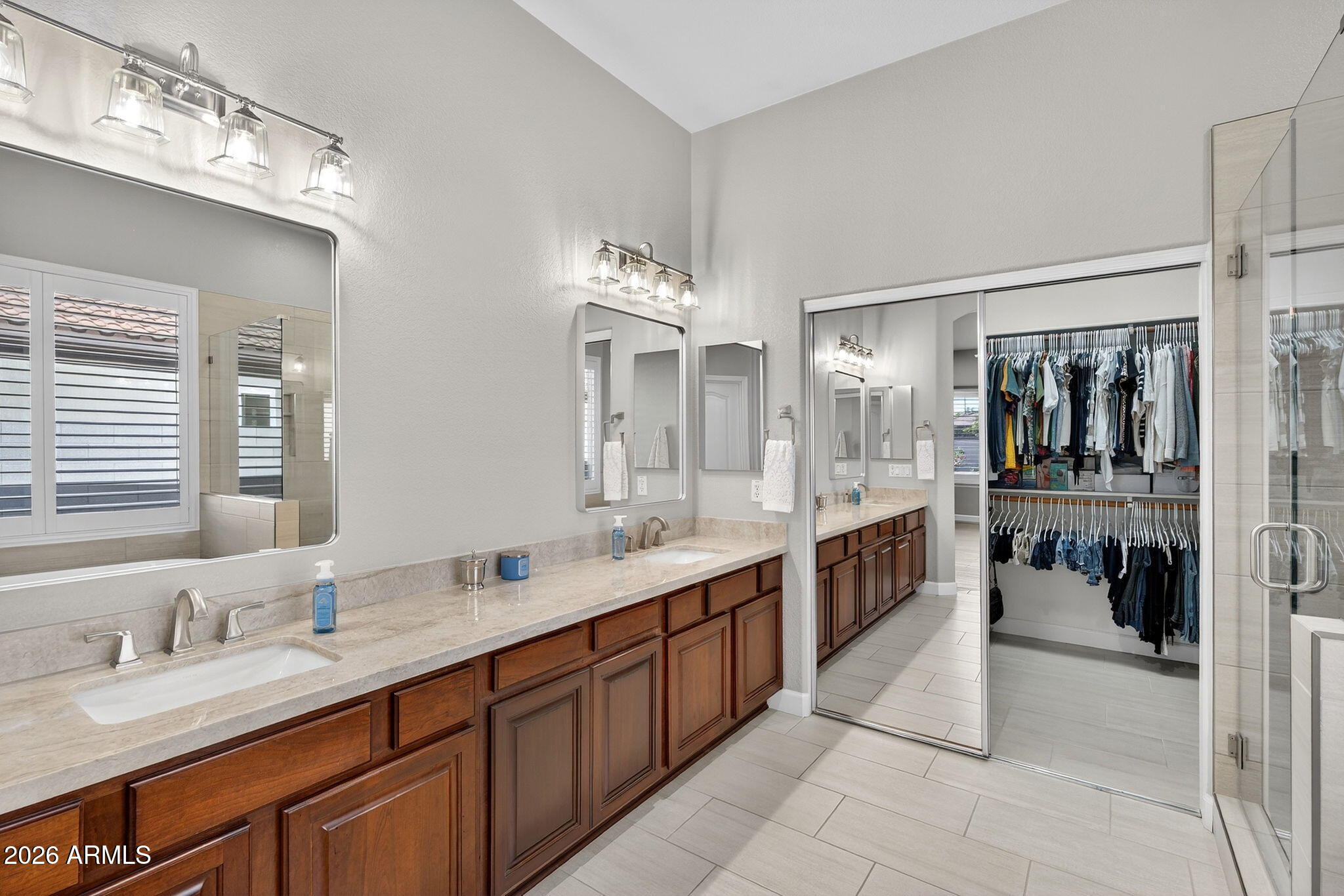 654 East Hampton Court Gilbert, AZ 85295 - Photo 30 of 70 31-web-or-mls-010E Hampton Ct