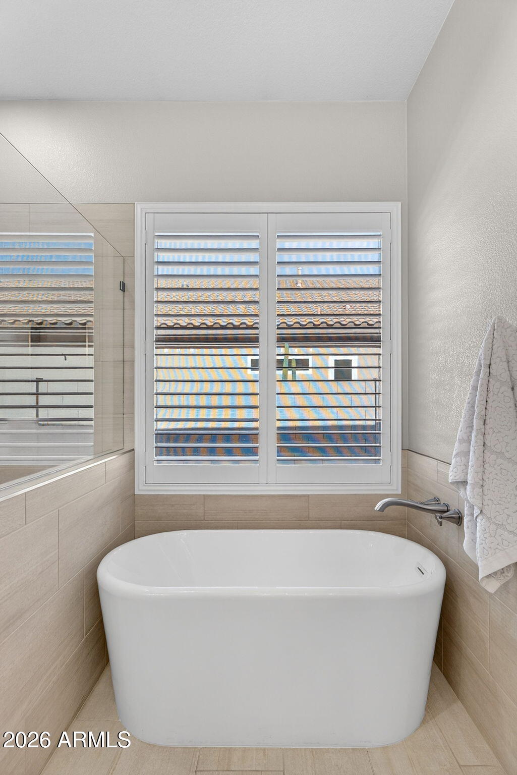 654 East Hampton Court Gilbert, AZ 85295 - Photo 33 of 70 34-web-or-mls-012E Hampton Ct