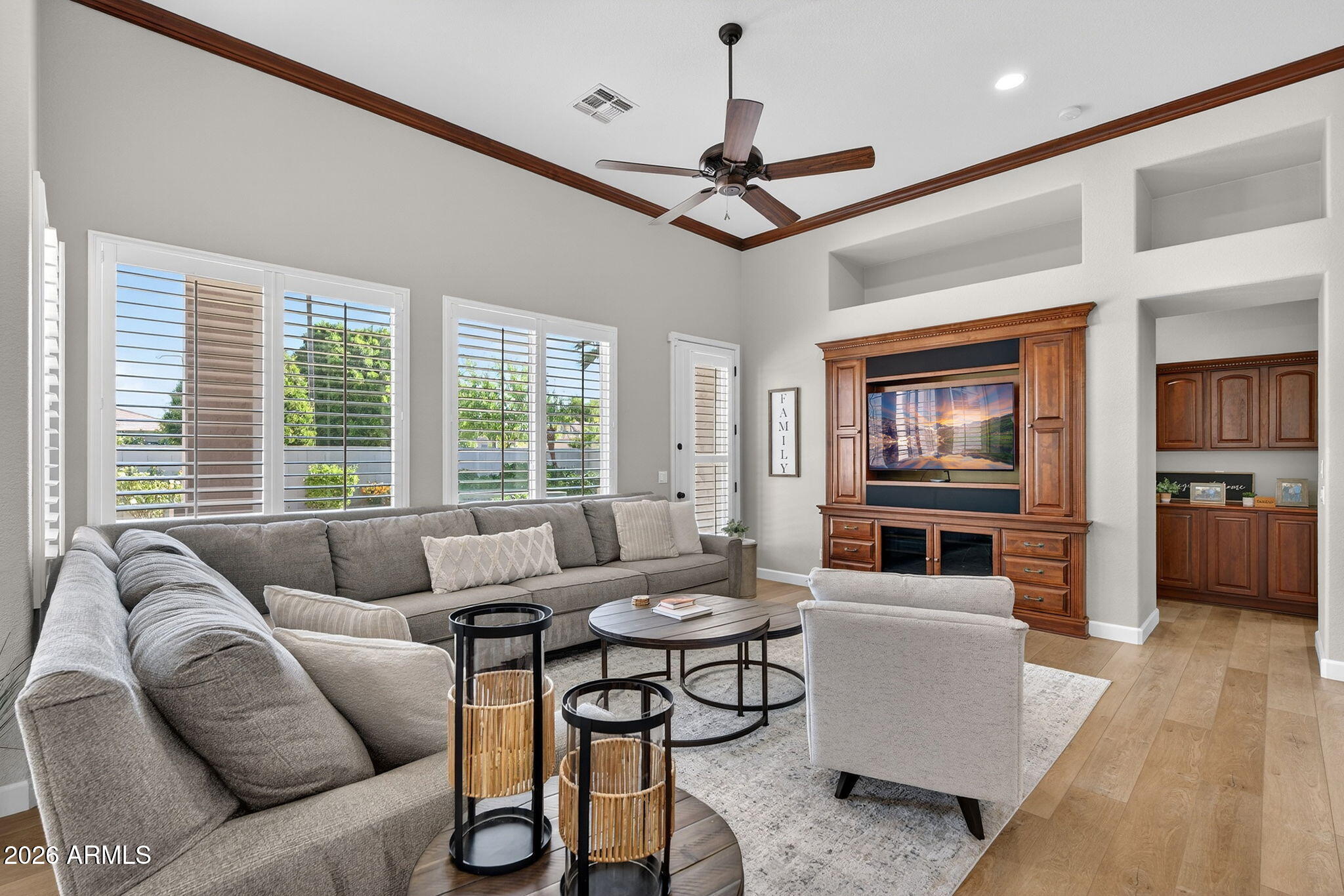 654 East Hampton Court Gilbert, AZ 85295 - Photo 6 of 70 6-web-or-mls-033E Hampton Ct