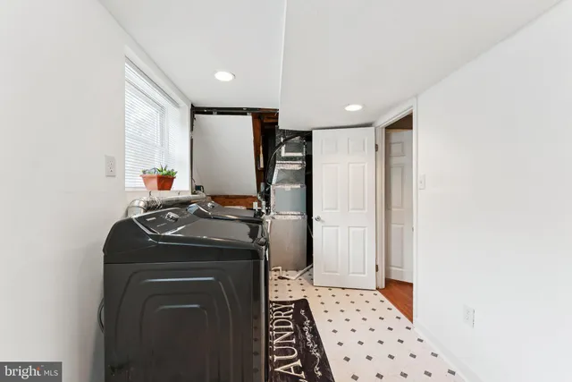 $599,999 | 14556 Eastman Street, Woodbridge, VA 22193