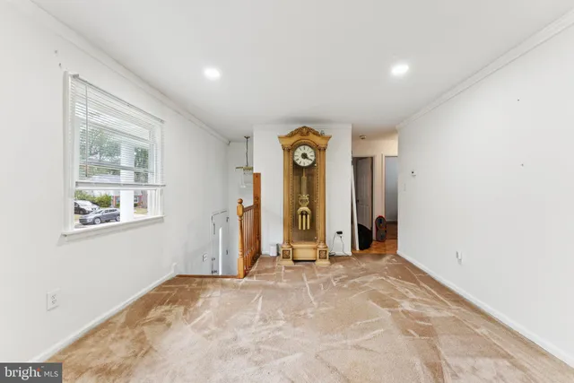 $599,999 | 14556 Eastman Street, Woodbridge, VA 22193