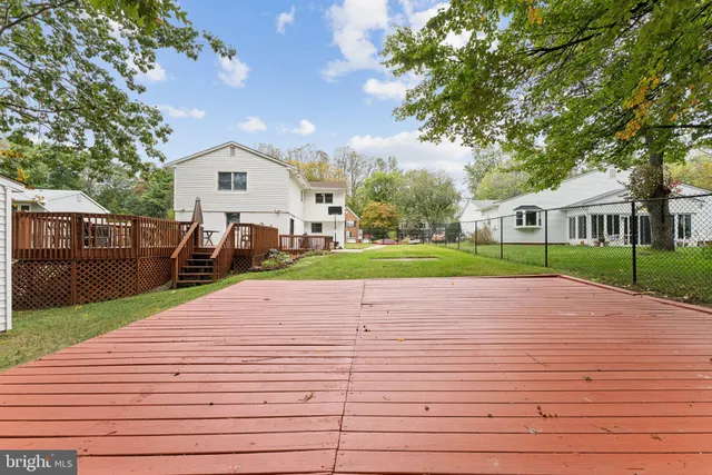 $599,999 | 14556 Eastman Street, Woodbridge, VA 22193