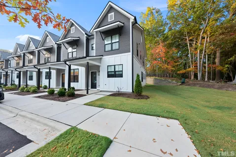 $530,000 | 5631 Johnson Woods Court, Raleigh, NC 27609
