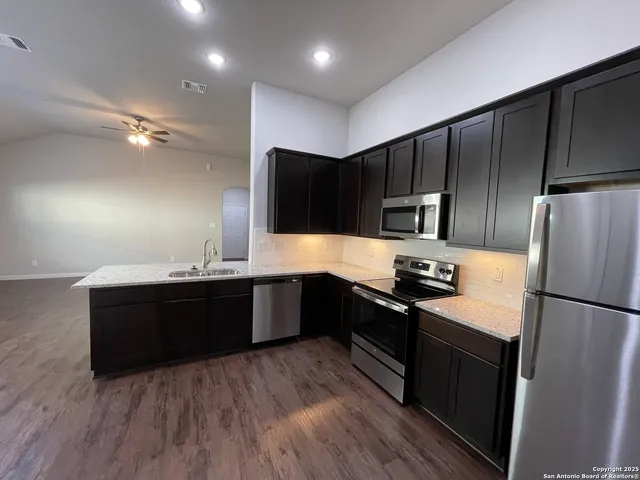 $499,995 | 10023 Westover Bluff, San Antonio, TX 78251