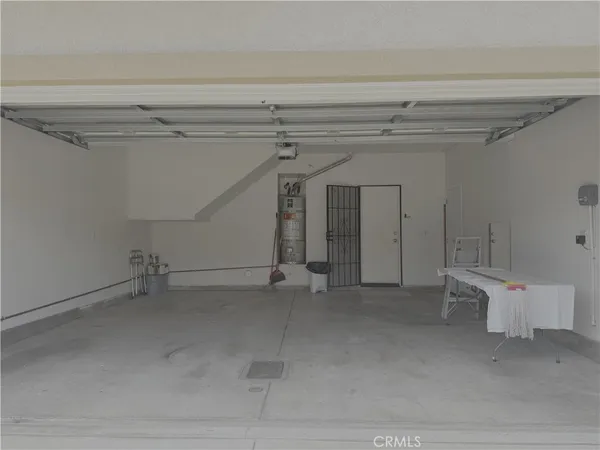 $3,200 | 5756 Bay Hill Lane, Fontana, CA 92336