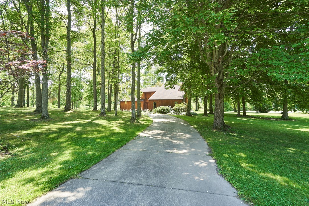 1740 Steffy Road Mogadore, OH 44260 - Photo 2 of 28