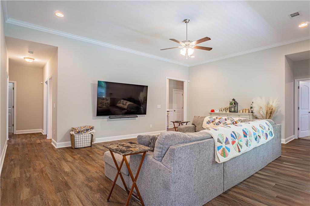 266 Lee Road Phenix City, AL 36870 - Photo 3 of 26 Gallery Image 3