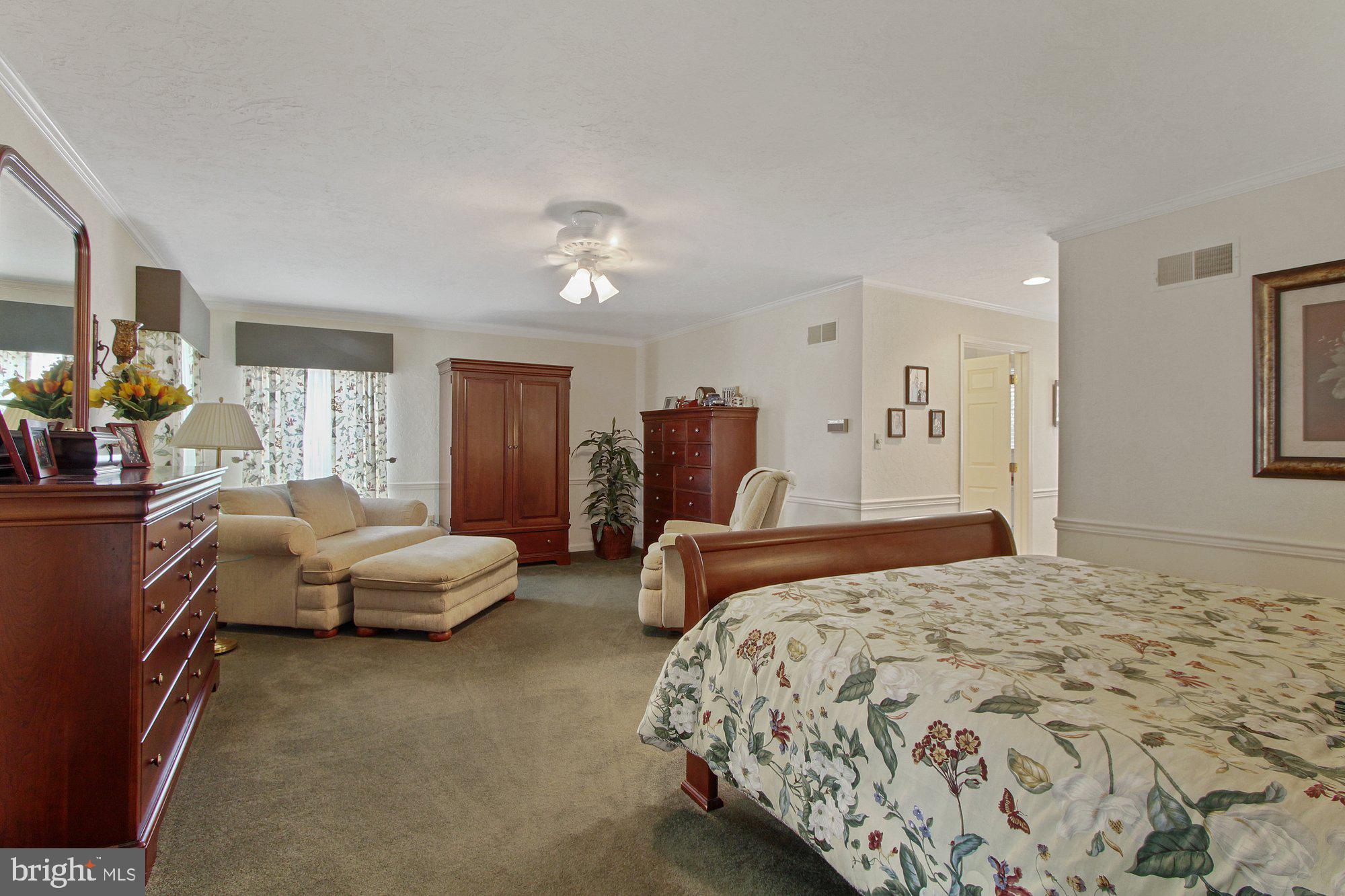 1795 Baker Road York, PA 17408 - Photo 14 of 39 Gallery Image 14