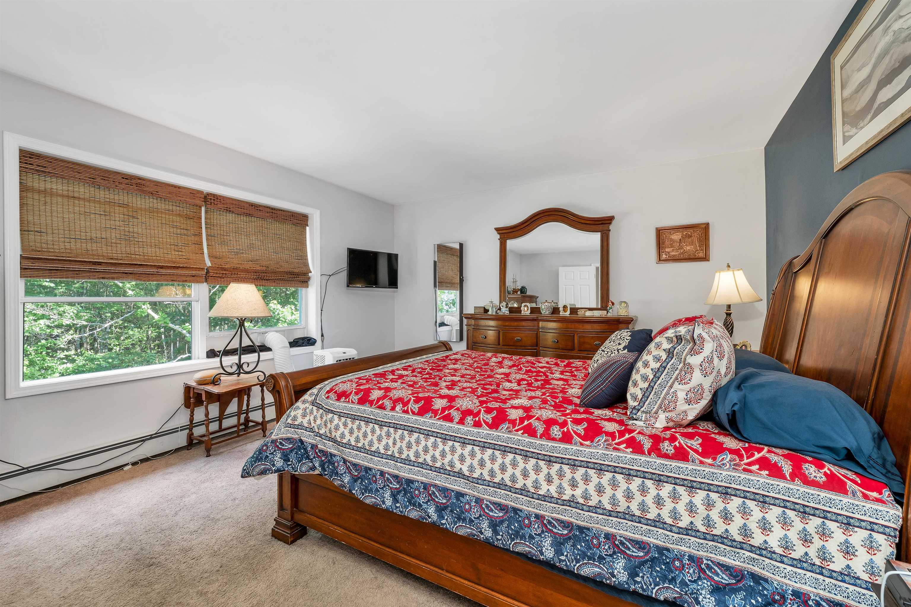270 Lockes Hill Road Epsom, NH 03234 - Photo 35 of 60