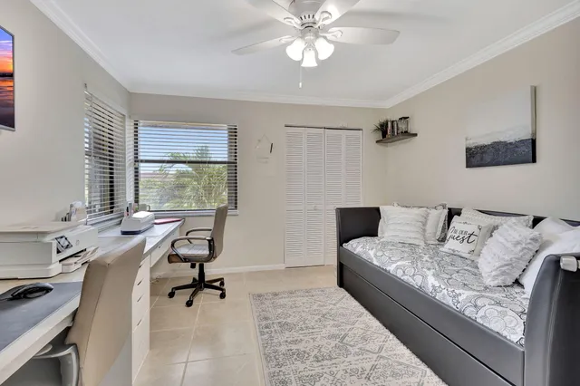 $2,700 | 4693 Lucerne Lakes Boulevard East, Unit 203, Lake Worth, FL 33467