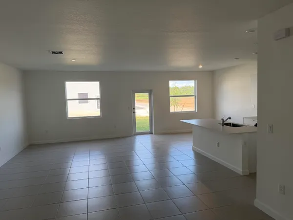 $3,500 | 19407 Southwest 340th Street, Homestead, FL 33034