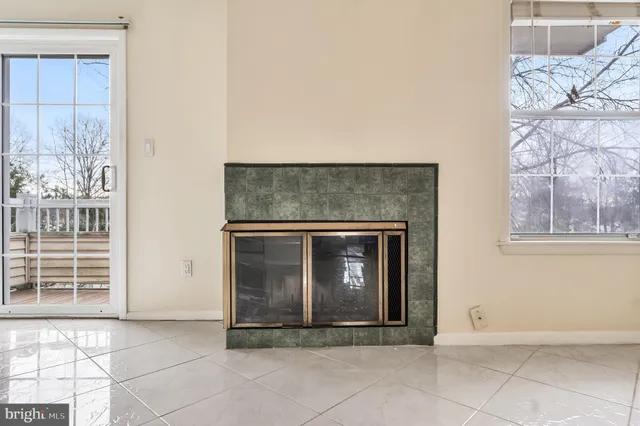 $2,000 | 119 Acadia Court, Unit 10, Princeton, NJ 08540