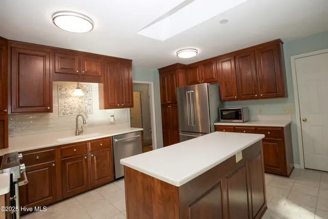 $465,000 | 5 Kahkwa Trail, Pinehurst, NC 28374