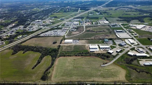 $750,000 | 2 West Innovation Drive, Kearney, MO 64060