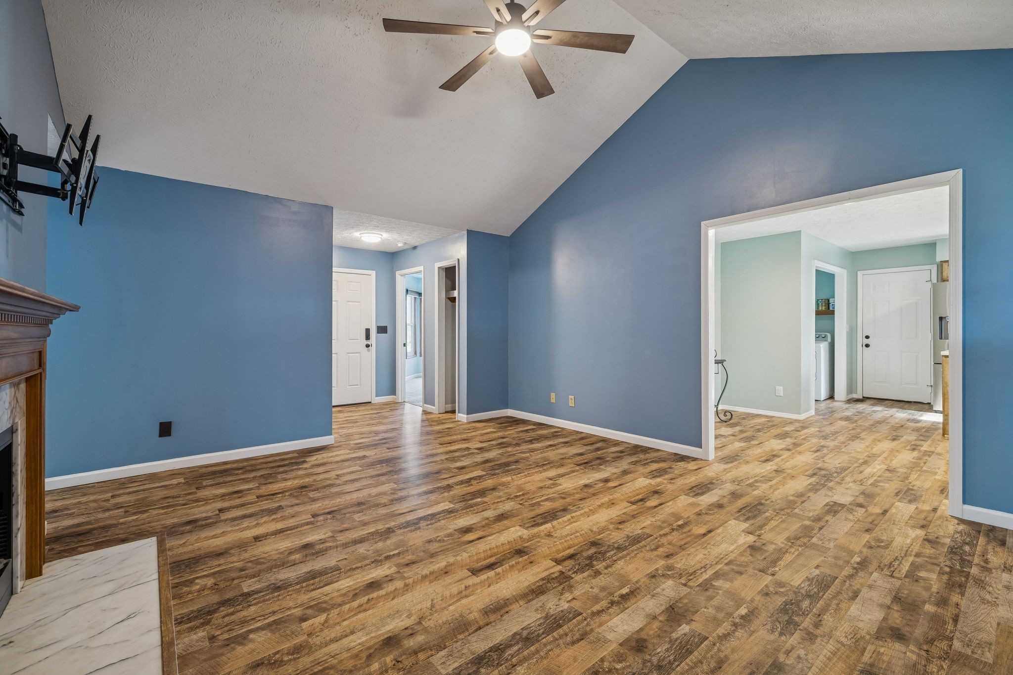 179 West Hester Road Cottontown, TN 37048 - Photo 11 of 43 a view of an empty room with a chandelier fan