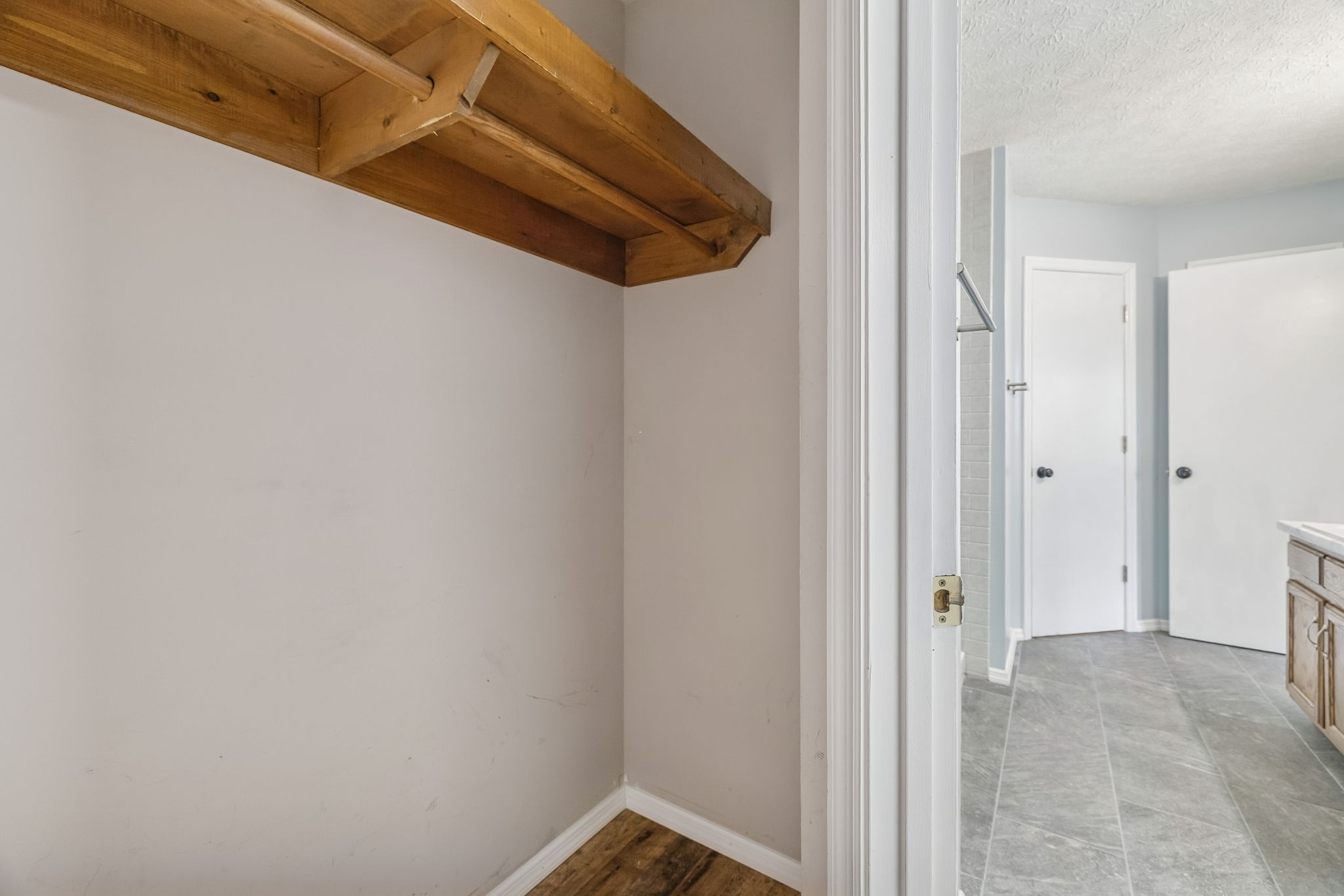 179 West Hester Road Cottontown, TN 37048 - Photo 26 of 43 a view of walk in closet
