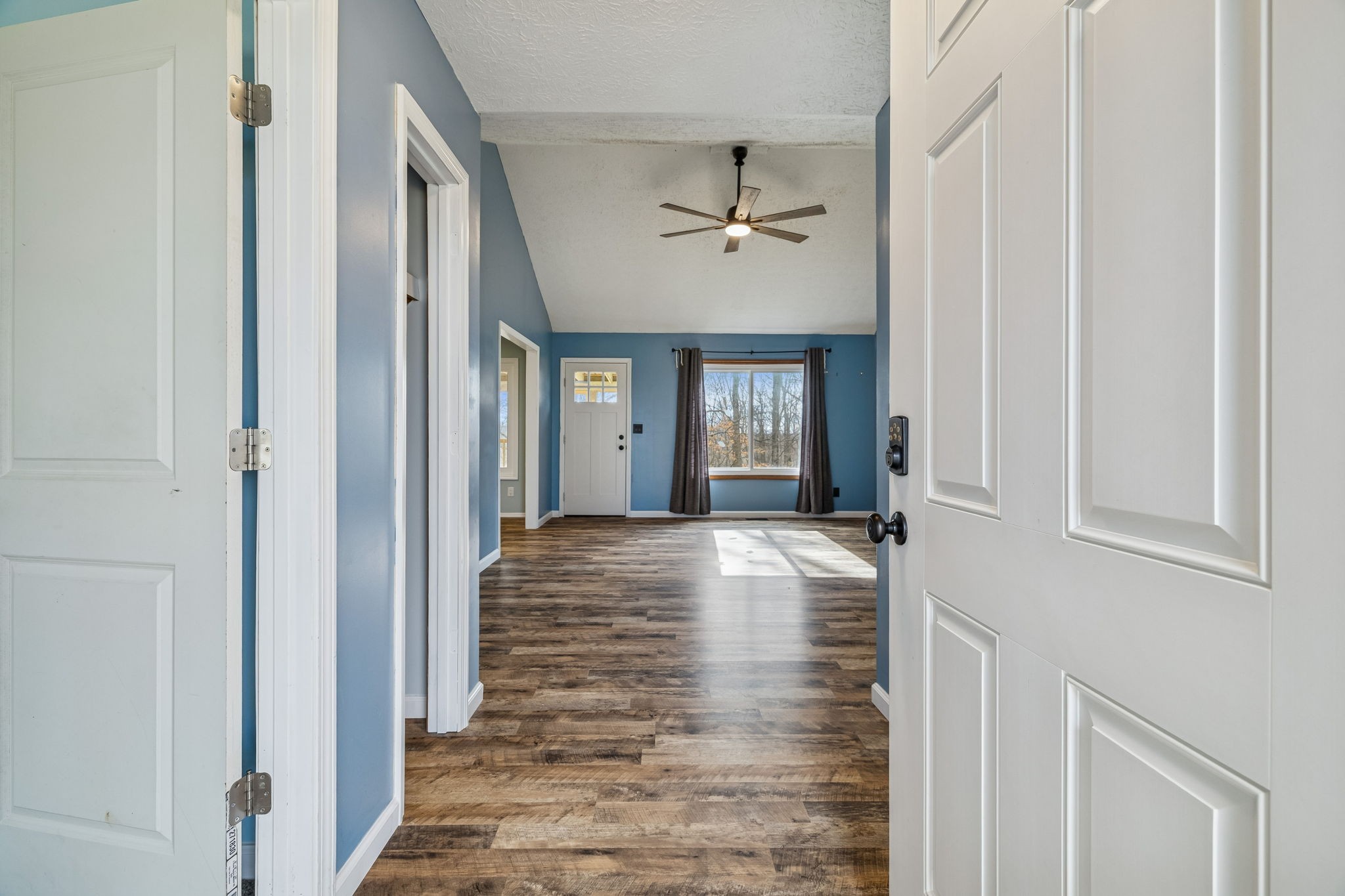 179 West Hester Road Cottontown, TN 37048 - Photo 6 of 43 a view of an entryway with livingroom