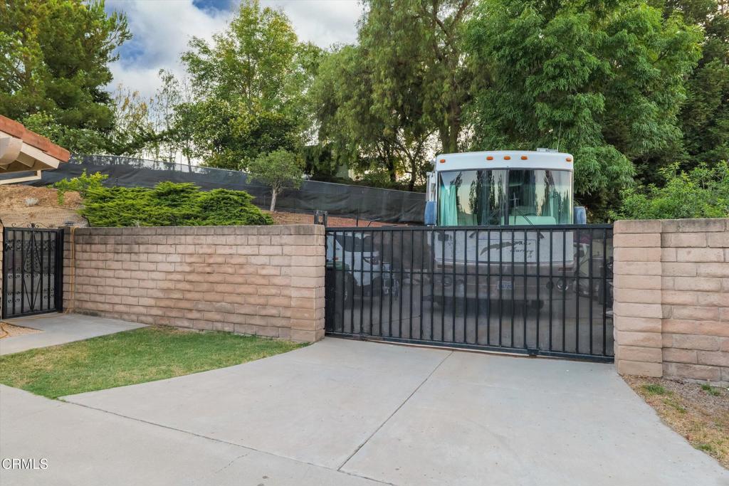 652 Stonebrook Street Simi Valley, CA 93065 - Photo 57 of 69 68-652 Stonebrook Street-68 - Copy