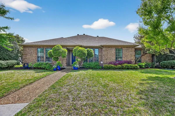 $499,000 | 1321 Watersedge Drive, Plano, TX 75093