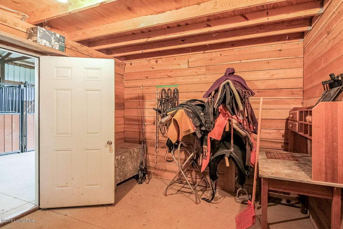 2550 Conner Station Road Simpsonville, KY 40067 - Photo 43 of 46 Tack Room