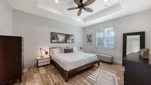 $585,000 | 4756 Ringwood Meadow, Sarasota, FL 34235