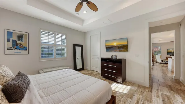 $585,000 | 4756 Ringwood Meadow, Sarasota, FL 34235