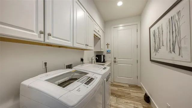 $585,000 | 4756 Ringwood Meadow, Sarasota, FL 34235