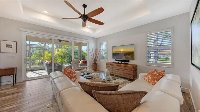 $585,000 | 4756 Ringwood Meadow, Sarasota, FL 34235