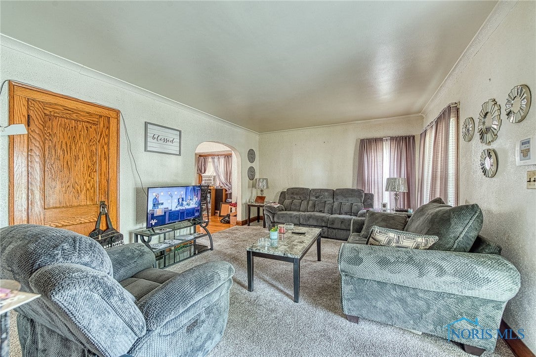 1408 Shenandoah Road Toledo, OH 43607 - Photo 2 of 24 Gallery Image 2