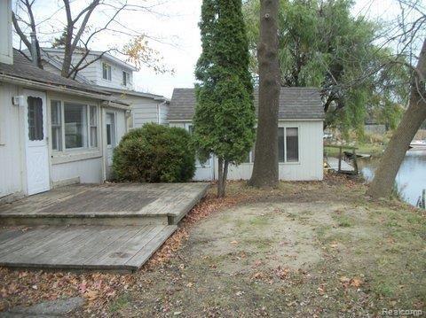 3519 Union Lake Road Commerce Township, MI 48382 - Photo 3 of 10 100_3381.JPG