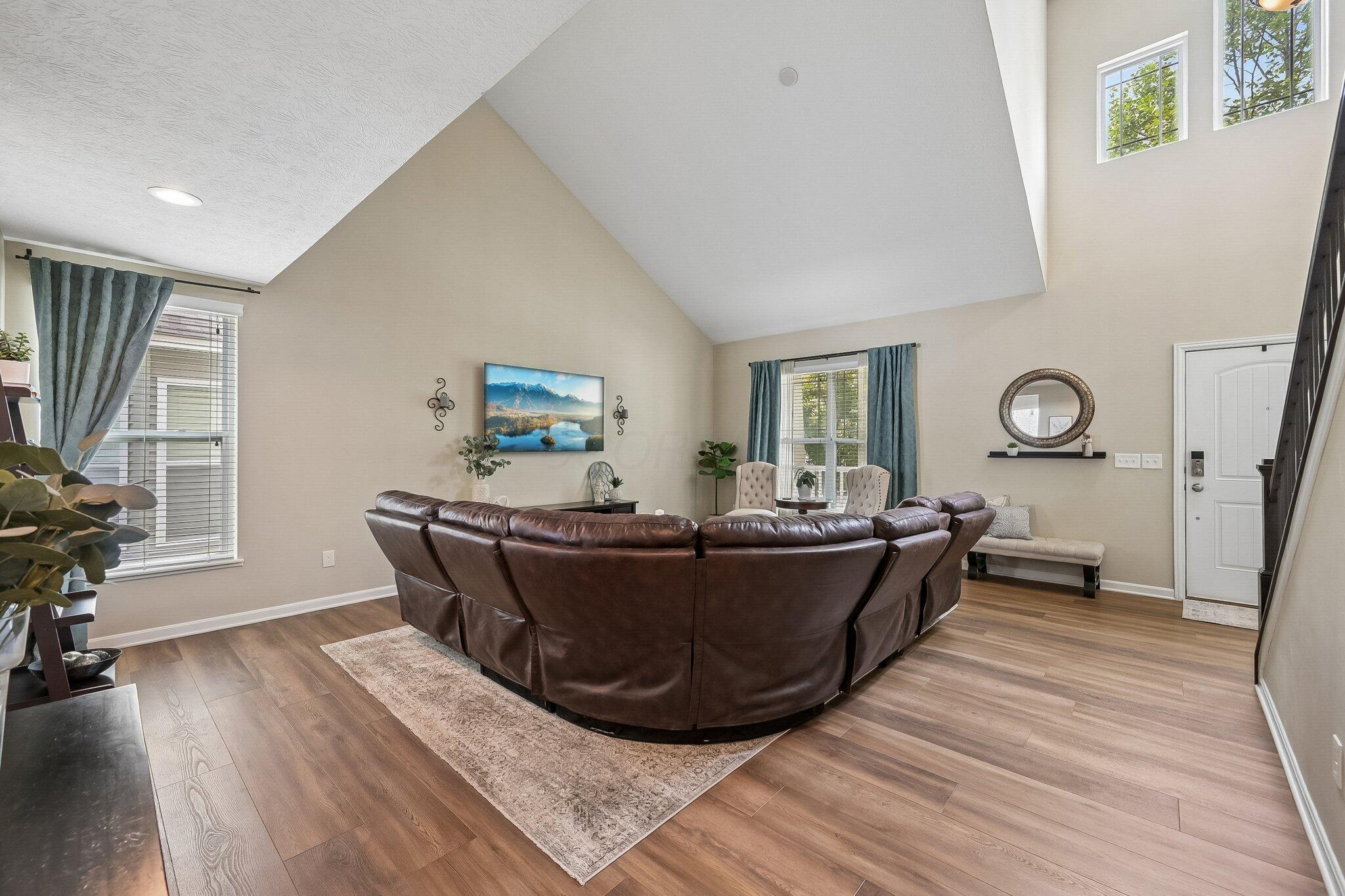 2410 Cypress Point Road Grove City, OH 43123 - Photo 10 of 31 16-web-or-mls-Cypress Point Rd-S1605-016