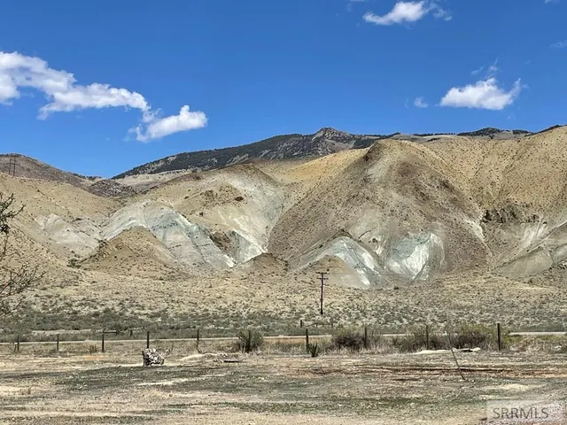 $199,900 | 23496 State Highway 75, Challis, ID 83226